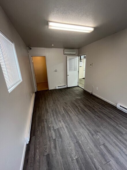 More Photos Of 133 Oak Ave, Eaton Industrial For Sale