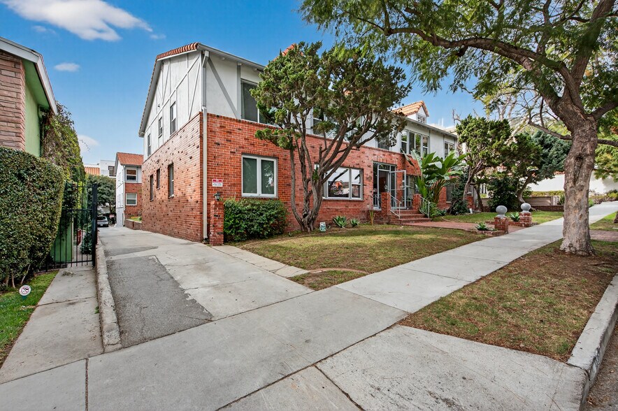 More Photos Of 1429 Havenhurst Dr, West Hollywood Apartments For Sale