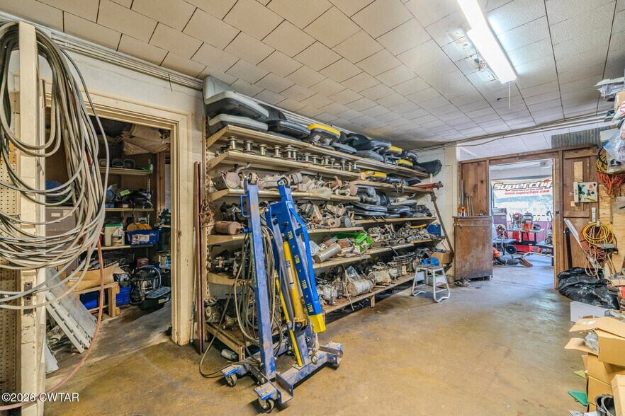 More Photos Of 308 W Main St, Bradford Auto Repair For Sale