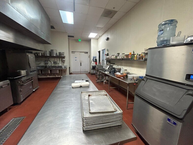 More Photos Of 4201 Indian Bayou Trl, Destin Hotel For Lease