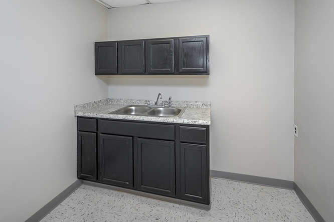 More Photos Of 630 Ellis St, Augusta Office Residential For Lease