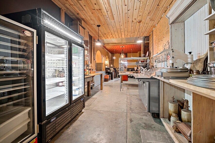 More Photos Of 103 S 6th St, Brownfield Restaurant For Sale