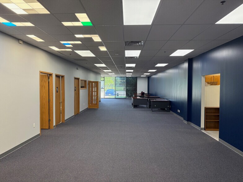 More Photos Of 8191 Birchwood Ct, Johnston Flex For Lease