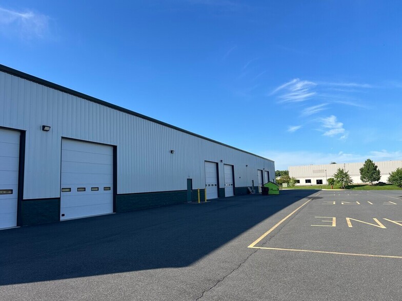 Primary Photo Of 240 Carroll Dr, New Castle Warehouse For Lease