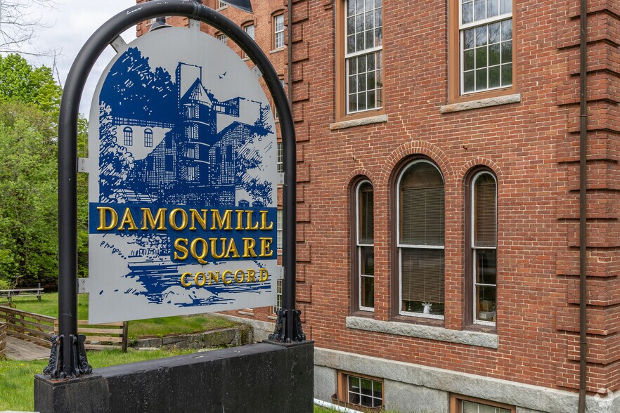 More Photos Of 12 Damonmill Sq, Concord Loft Creative Space For Lease