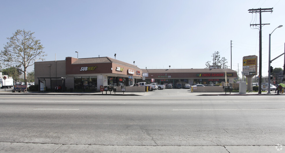 Primary Photo Of 9714-9722 1/2 Woodman Ave, Arleta Unknown For Lease