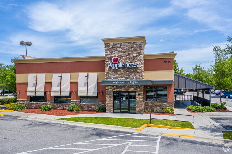 More Photos Of 3315 Us-17-92 Hwy, Casselberry Restaurant For Sale