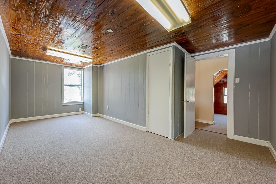 More Photos Of 1502 Main St, Seabrook Office Residential For Lease