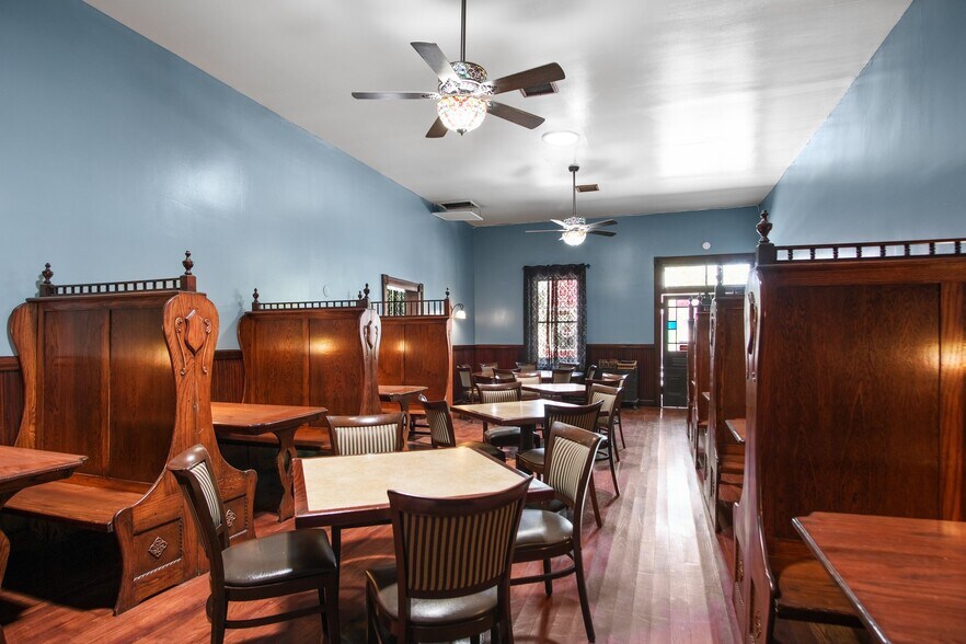 More Photos Of 18723 Main St, Jamestown General Retail For Sale