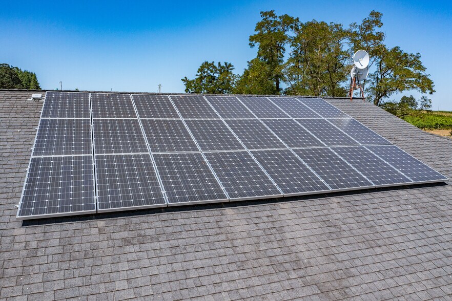 More Photos Of 10845 Brateng Rd, Monmouth Winery Vineyard For Sale