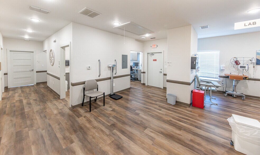 More Photos Of 5004 122nd St, Lubbock Office Residential For Lease