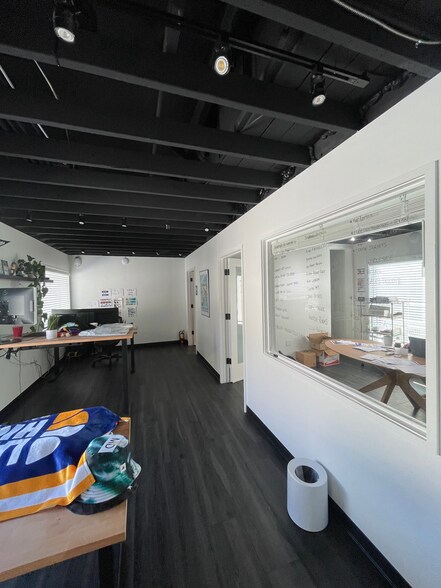 More Photos Of 3412-3420 Via Oporto, Newport Beach Storefront Retail Office For Lease