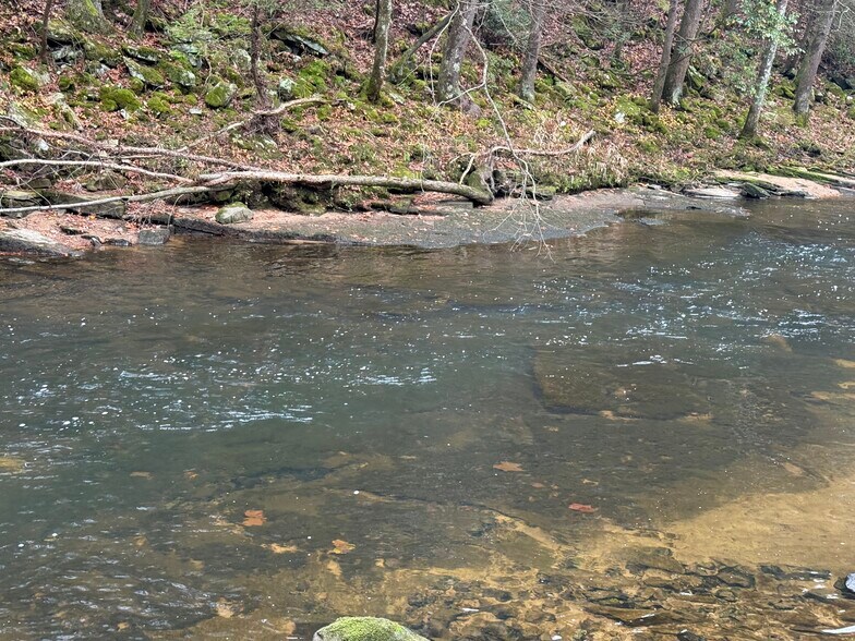 More Photos Of 4038 Main st, Crossville Land For Sale