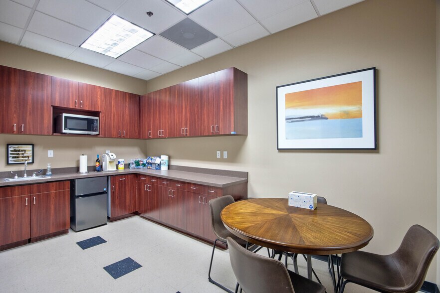 More Photos Of 38605 Calistoga Dr, Murrieta Medical For Sale