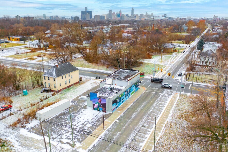 More Photos Of 6310 Charlevoix St, Detroit General Retail For Sale