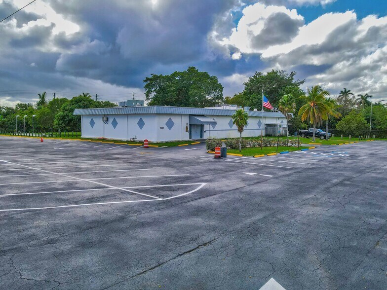 More Photos Of 600 Knights Rd, Hollywood Land For Sale
