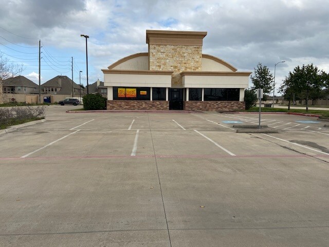 More Photos Of 5959 FM 1463 Rd, Katy Auto Repair For Lease