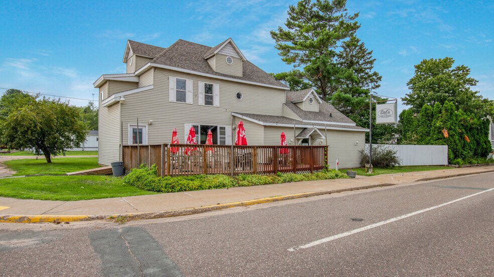 More Photos Of 2982 US Highway 63, Barronett Restaurant For Sale