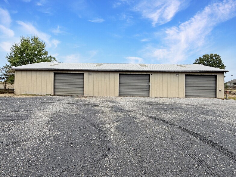 More Photos Of 816 21st Ave E, Tuscaloosa Industrial For Lease