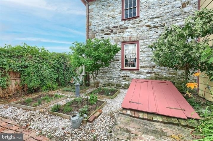 More Photos Of 4415 W Market St, York Specialty For Sale