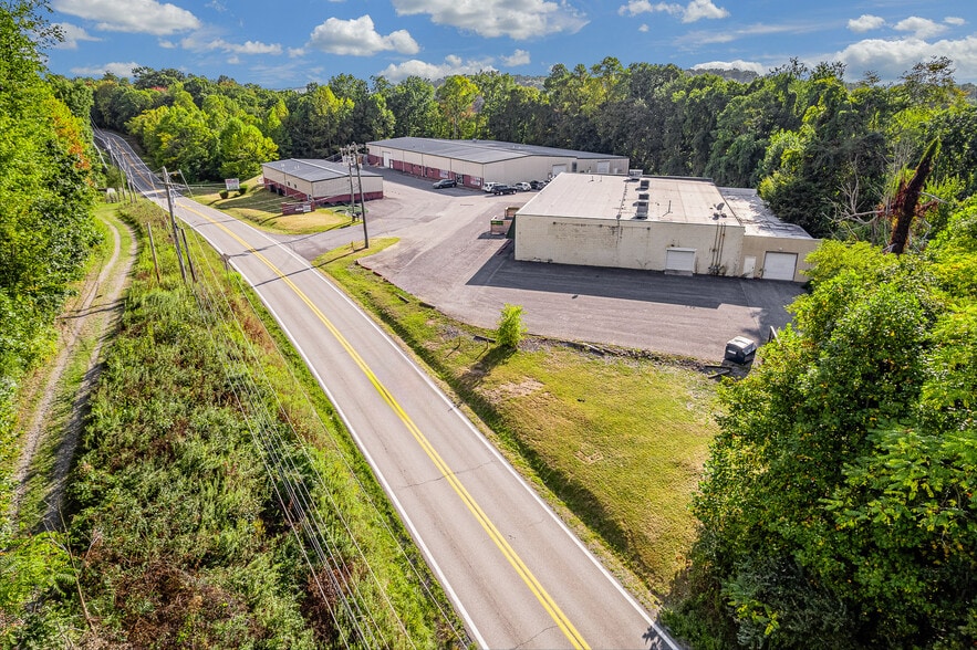 More Photos Of 951 Point Marion Rd, Morgantown Light Manufacturing For Sale