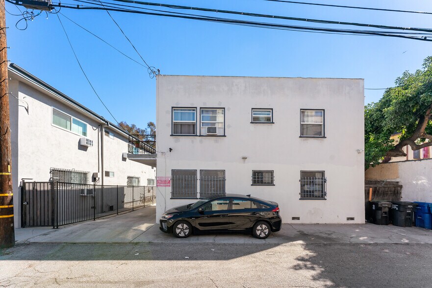 More Photos Of 1459 S Wooster St, Los Angeles Multifamily For Sale