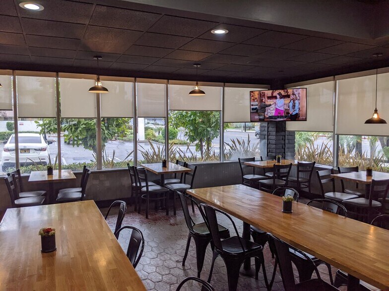 More Photos Of 401 E Foothill Blvd, Pomona Restaurant For Sale