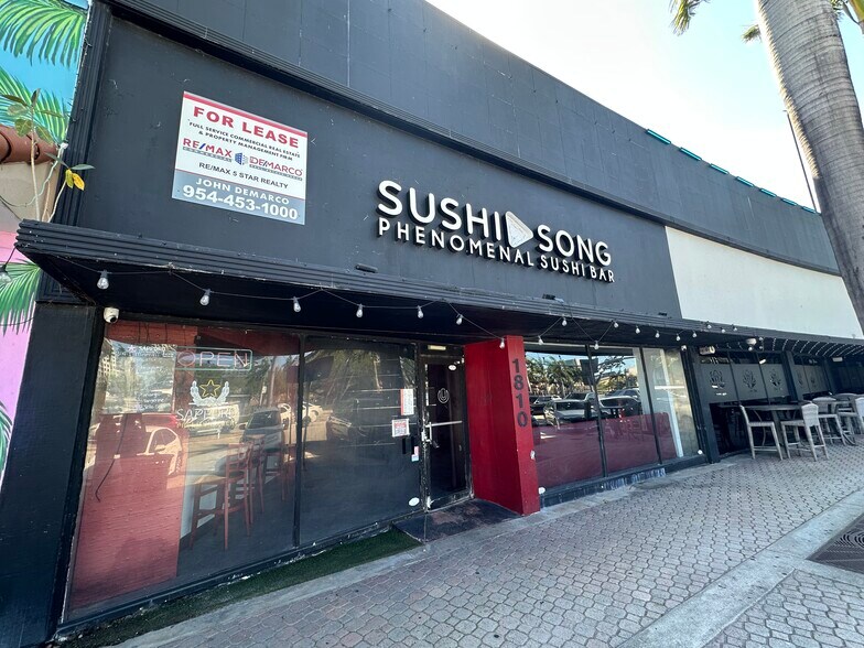 More Photos Of 1810-1818 S Young Cir, Hollywood Restaurant For Lease