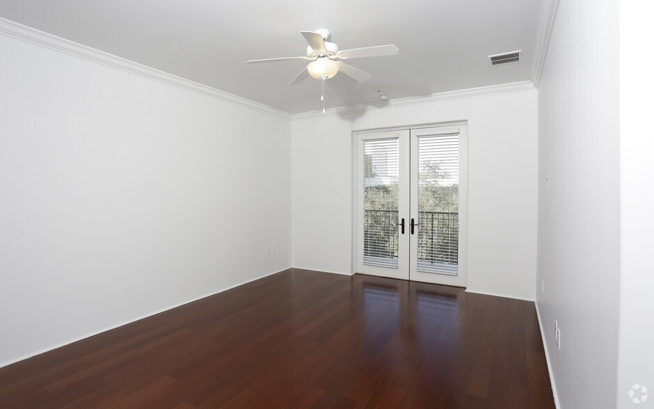 More Photos Of 433 W New England Ave, Winter Park Apartments For Lease