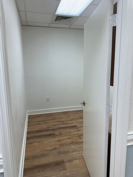 More Photos Of 2841 Tamiami Trl, Port Charlotte Medical For Sale