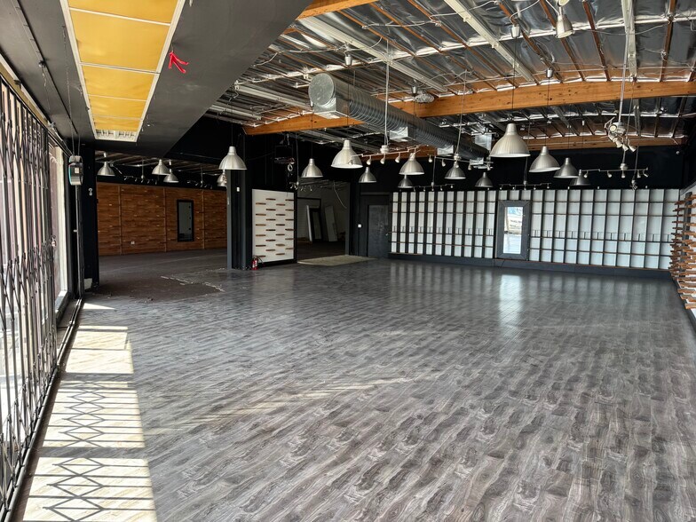 More Photos Of 13161-13245 Harbor Blvd, Garden Grove Restaurant For Lease