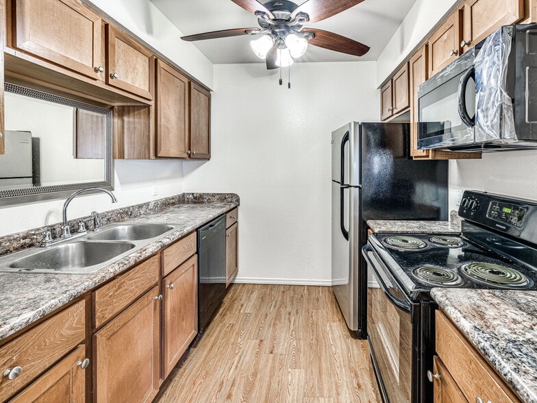 More Photos Of 2302 S 137th East Ave, Tulsa Apartments For Sale