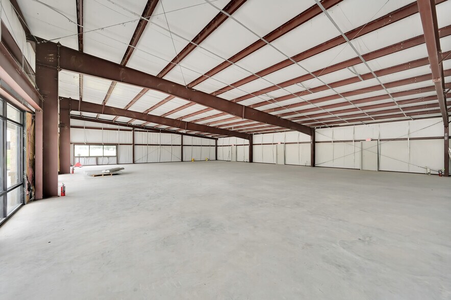 More Photos Of 22453 W. Farm to Market 1097, Montgomery Storefront Retail Office For Lease