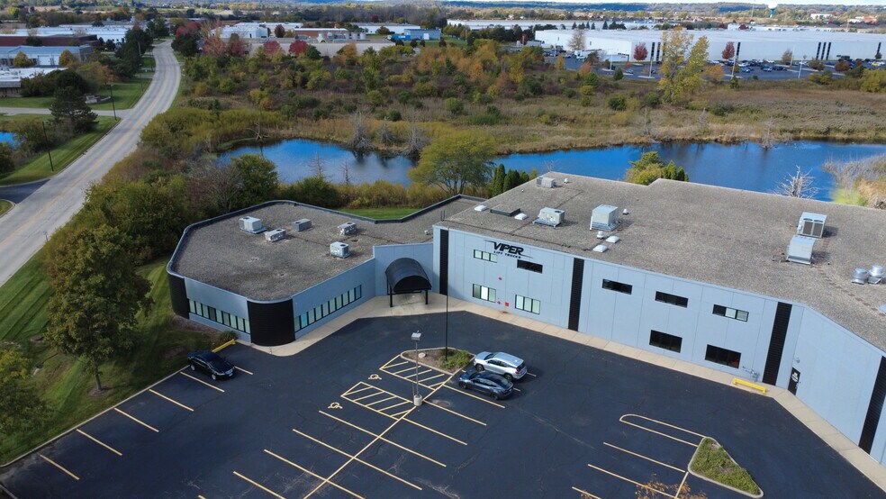 Primary Photo Of 4610 Prime Pky, Mchenry Service For Lease