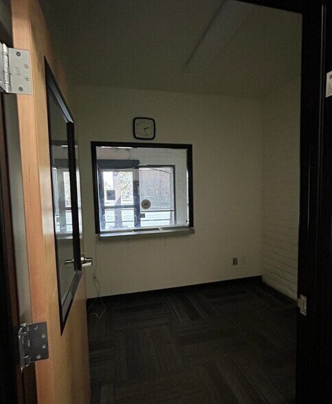 More Photos Of 2705 N 4th St, Flagstaff Office For Sale