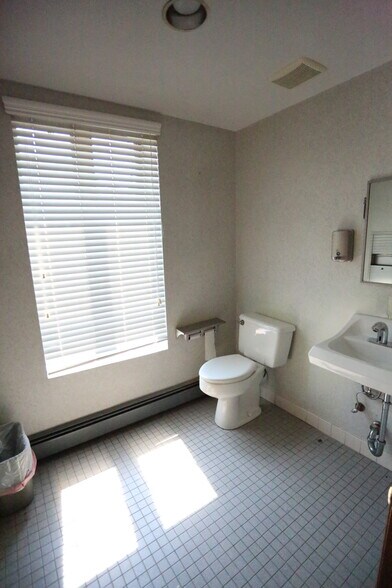More Photos Of 117 70th St, Brooklyn Office Residential For Lease