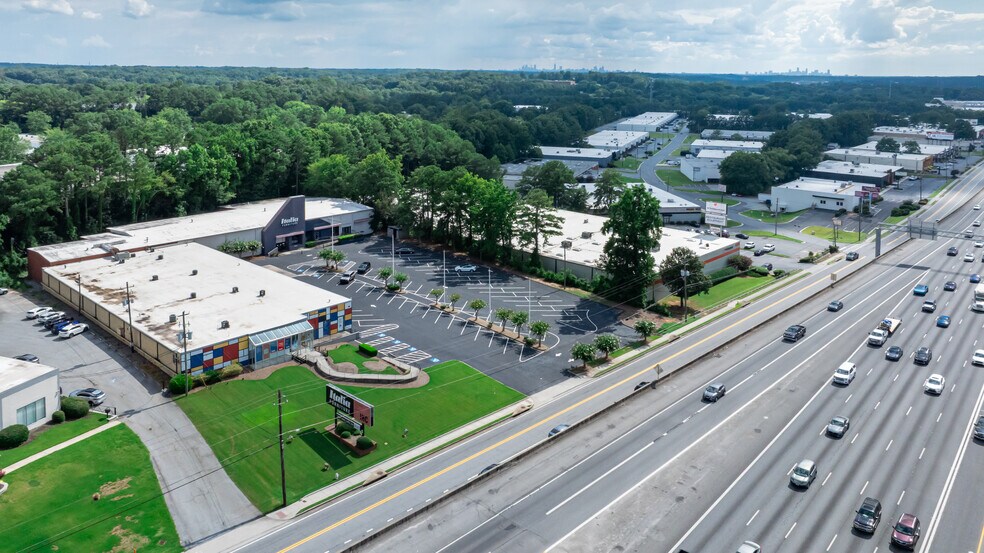 More Photos Of 6248 Dawson Blvd, Norcross Freestanding For Lease
