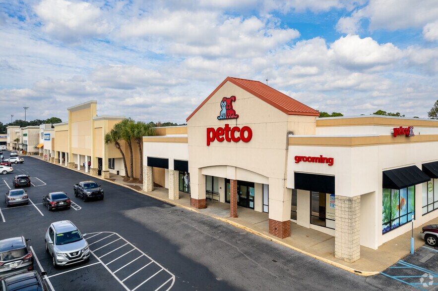 More Photos Of 1650-1670 Airport Blvd, Pensacola Unknown For Lease