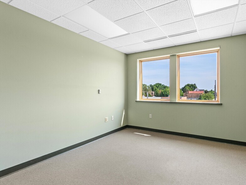 More Photos Of 2205 Forest Ave, Two Rivers Office Residential For Sale