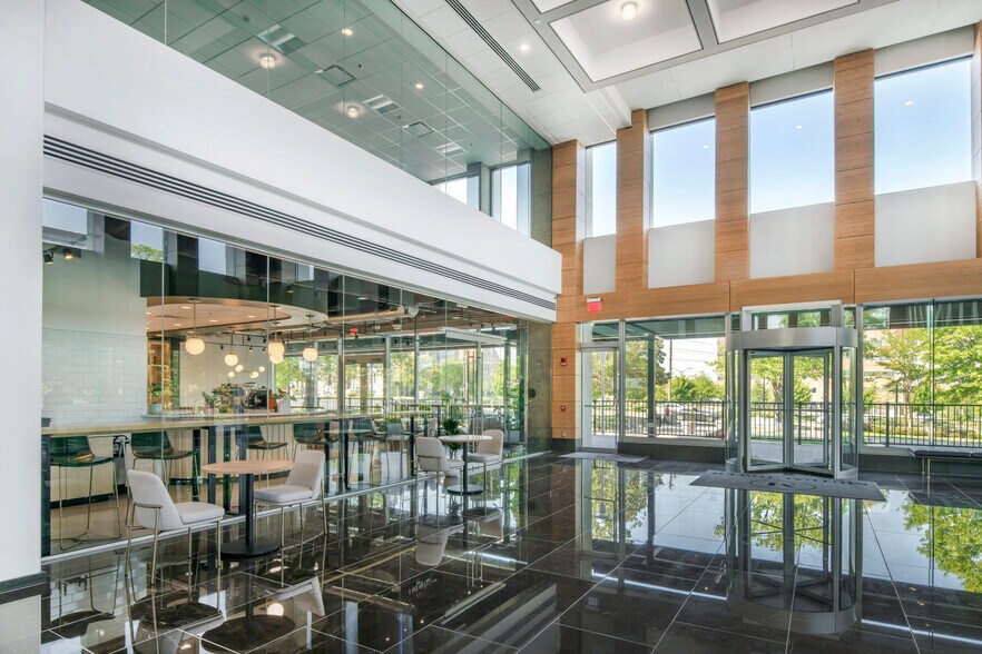 More Photos Of 411 W Chapel Hill St, Durham Office For Sale