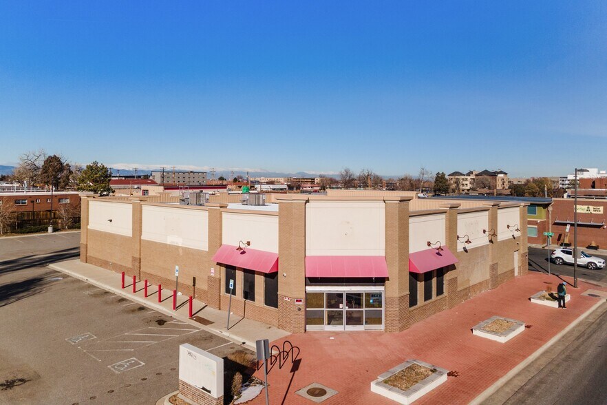 More Photos Of 1395 Peoria St, Aurora Freestanding For Lease