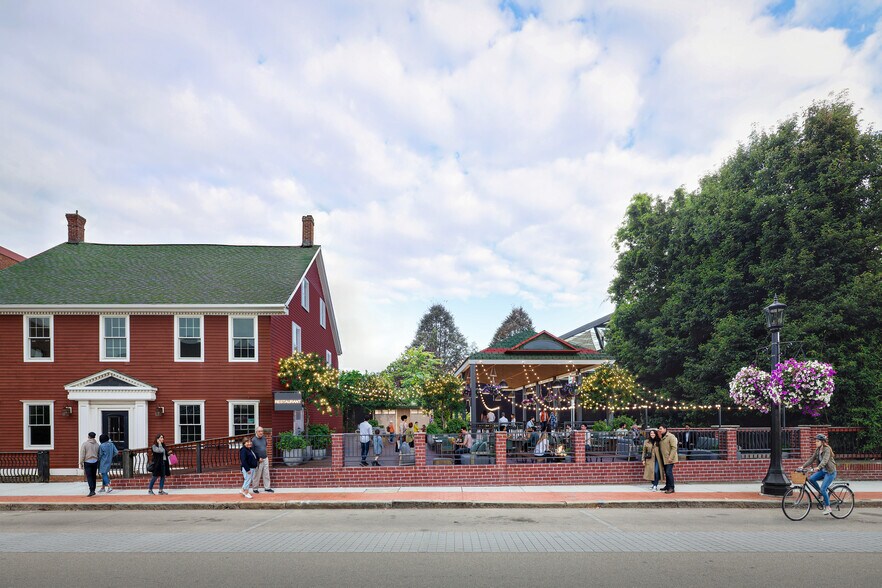 Primary Photo Of 109-111 Bank St, New London Restaurant For Lease