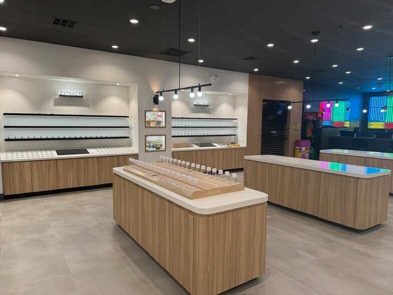 More Photos Of 2301 Newport Blvd, Costa Mesa Medical For Sale