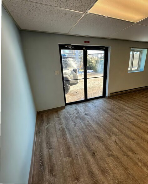 More Photos Of 6509 W Ken Caryl Ave, Littleton General Retail For Lease