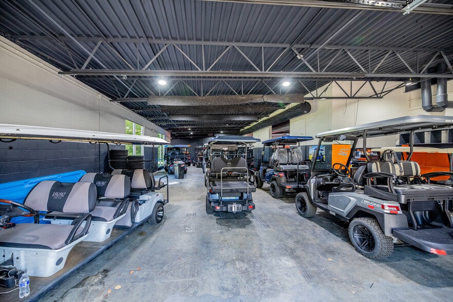 More Photos Of 1614 Franklin Rd, Brentwood Storefront Retail Office For Sale