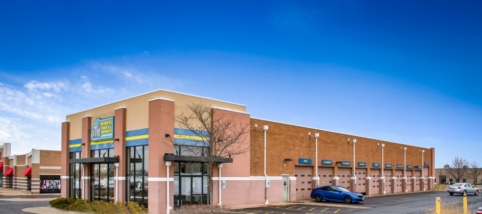 Primary Photo Of 3845 E Main St, St Charles Auto Repair For Sale