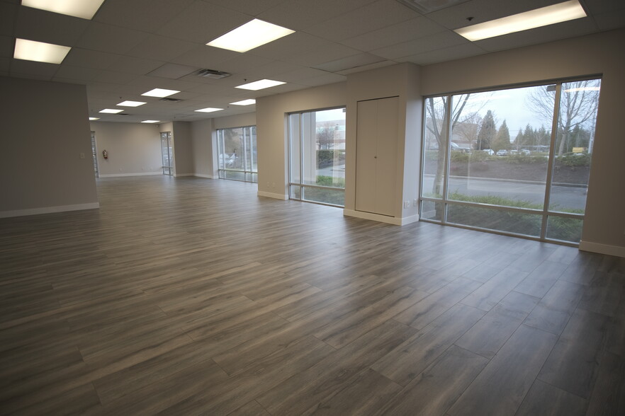 Primary Photo Of 19110 24th Ave, Surrey Flex For Lease