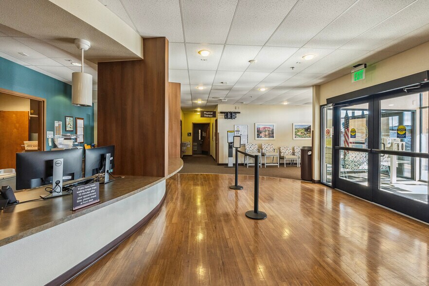 More Photos Of 3105-3121 S 4th Ave, Yuma Storefront For Sale