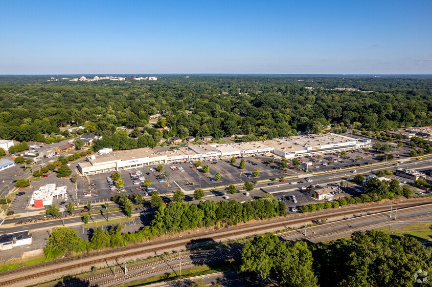 More Photos Of 5801-6025 South Blvd, Charlotte Unknown For Lease