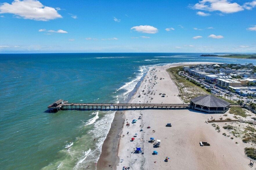 More Photos Of 21 Officers Row, Tybee Island Hospitality For Sale